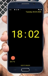 Huge-Lock-Screen-Clock 4