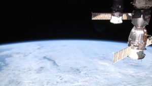 ISS-Live-Full 2